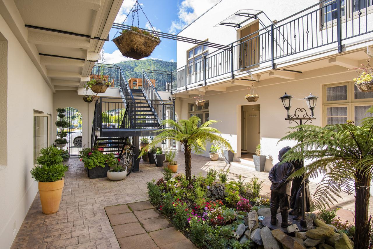 פיקטון Art Deco Apartments מראה חיצוני תמונה